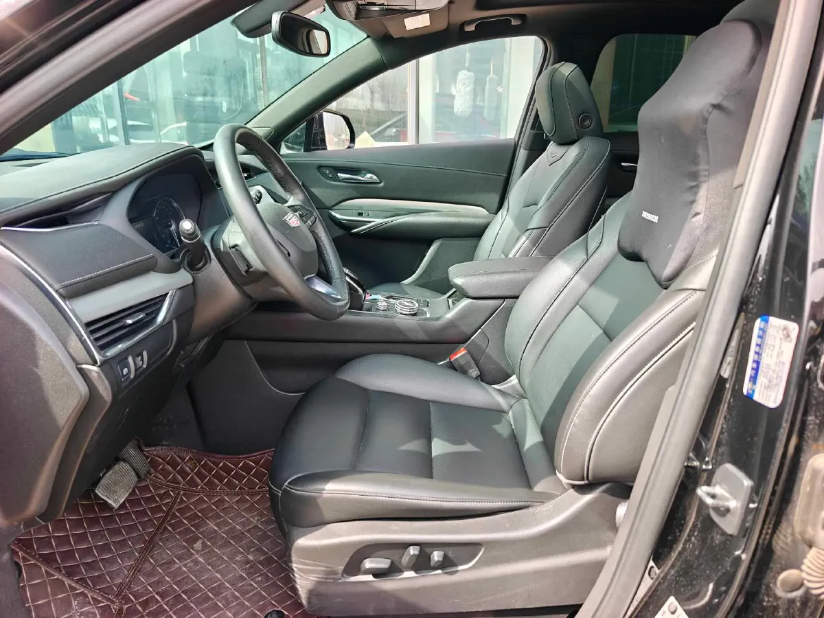 2021 Cadillac XT4 2.0T 237HP L4 9AT,autocango,china used car exporter,china ev exporter,chinese used car exporter,chinese used ev exporter