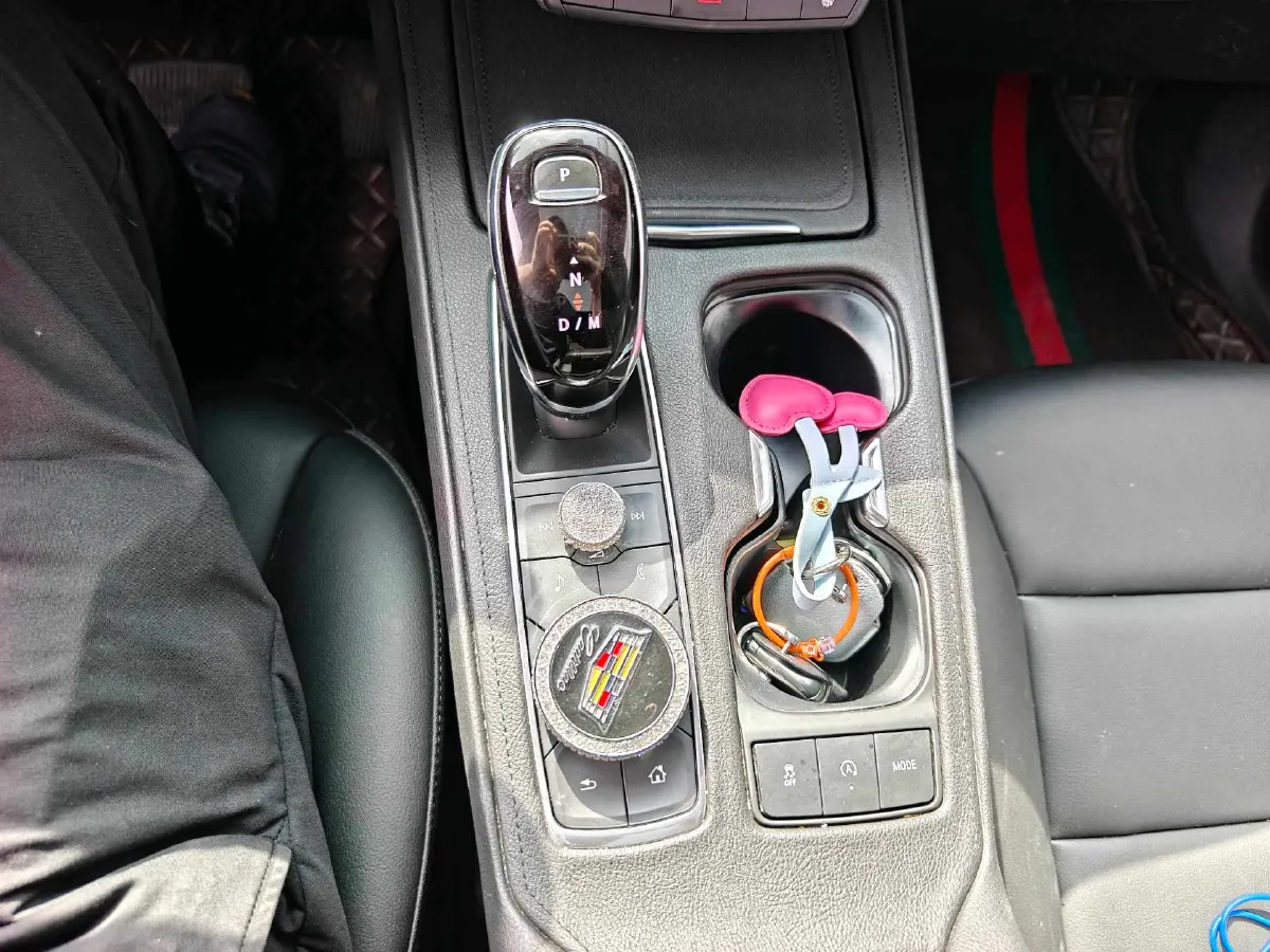 2021 Cadillac XT4 2.0T 237HP L4 9AT,autocango,china used car exporter,china ev exporter,chinese used car exporter,chinese used ev exporter