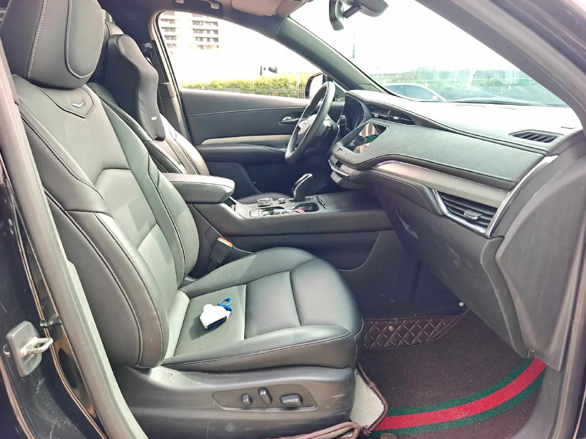 2021 Cadillac XT4 2.0T 237HP L4 9AT,autocango,china used car exporter,china ev exporter,chinese used car exporter,chinese used ev exporter