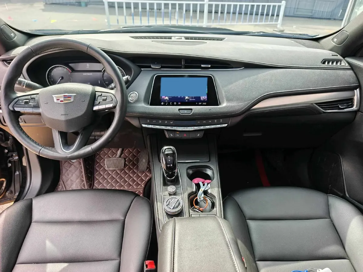 2021 Cadillac XT4 2.0T 237HP L4 9AT,autocango,china used car exporter,china ev exporter,chinese used car exporter,chinese used ev exporter
