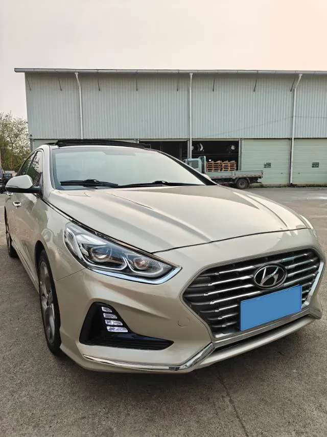 2017 Hyundai Sonata 1.6T 180HP L4 7DCT,autocango,china used car exporter,china ev exporter,chinese used car exporter,chinese used ev exporter