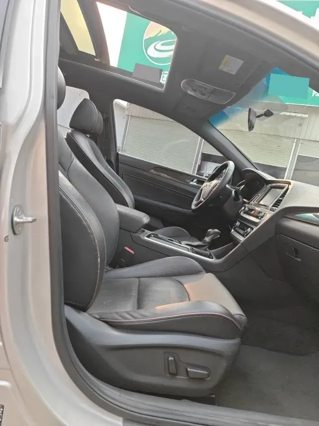 2017 Hyundai Sonata 1.6T 180HP L4 7DCT,autocango,china used car exporter,china ev exporter,chinese used car exporter,chinese used ev exporter