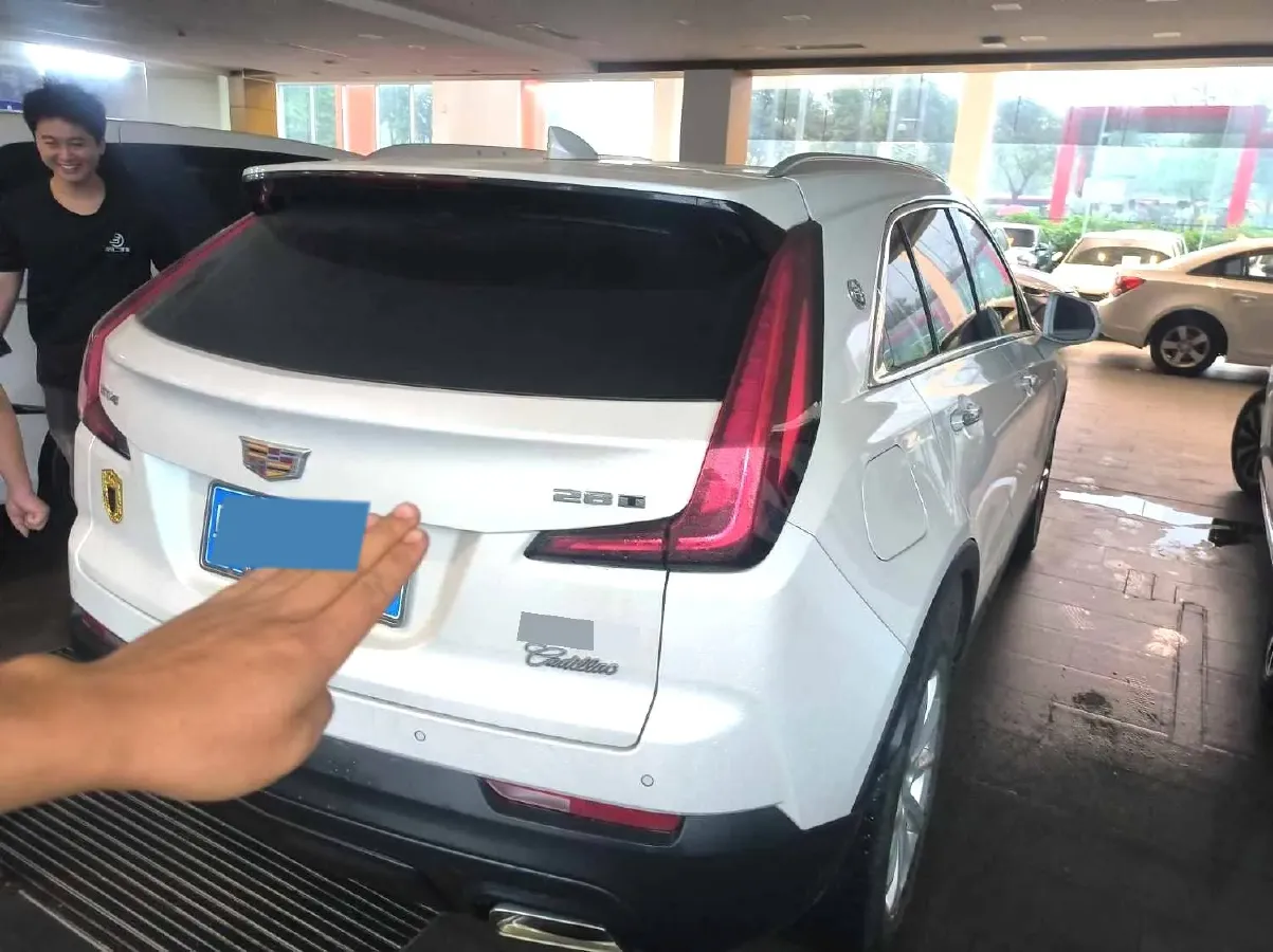 2020 Cadillac XT4 2.0T 241HP L4 9AT,autocango,china used car exporter,china ev exporter,chinese used car exporter,chinese used ev exporter