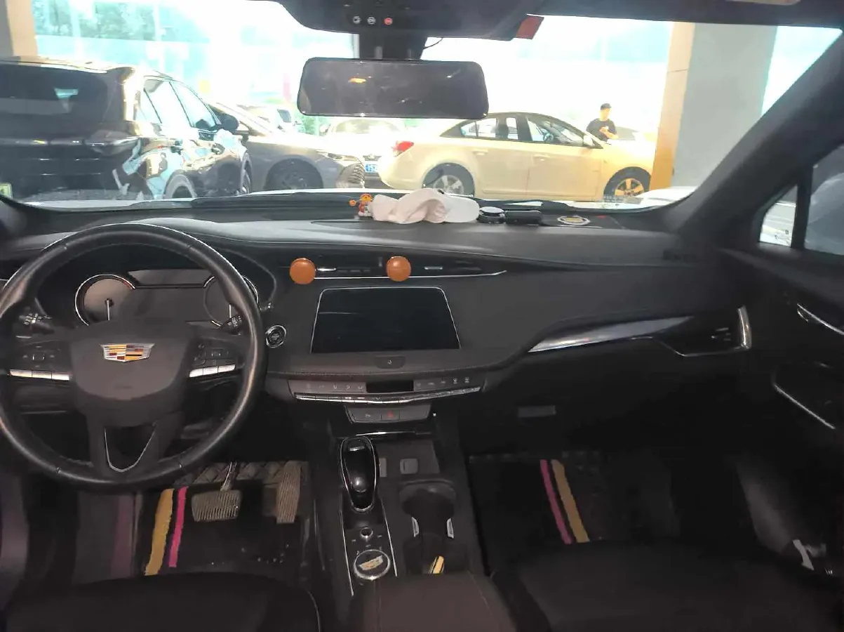 2020 Cadillac XT4 2.0T 241HP L4 9AT,autocango,china used car exporter,china ev exporter,chinese used car exporter,chinese used ev exporter