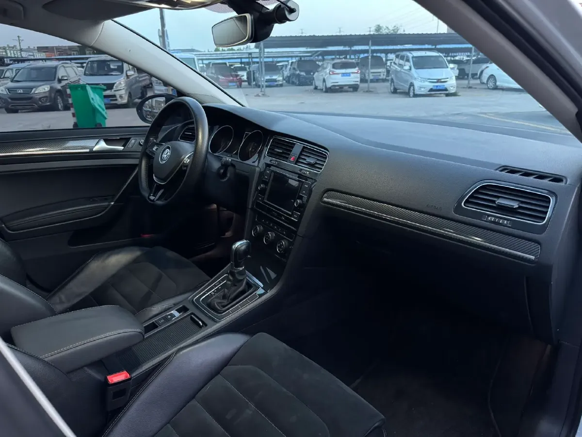 2018 Volkswagen Golf 1.4T 131HP L4 7DCT,autocango,china used car exporter,china ev exporter,chinese used car exporter,chinese used ev exporter