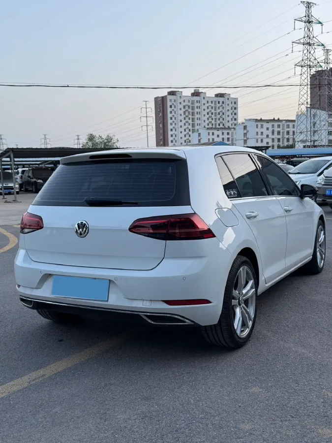 2018 Volkswagen Golf 1.4T 131HP L4 7DCT,autocango,china used car exporter,china ev exporter,chinese used car exporter,chinese used ev exporter