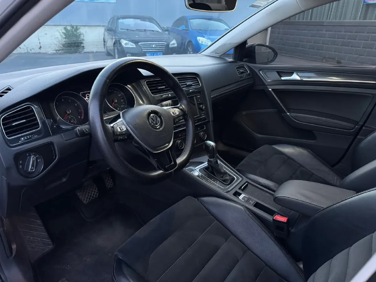 2018 Volkswagen Golf 1.4T 131HP L4 7DCT,autocango,china used car exporter,china ev exporter,chinese used car exporter,chinese used ev exporter