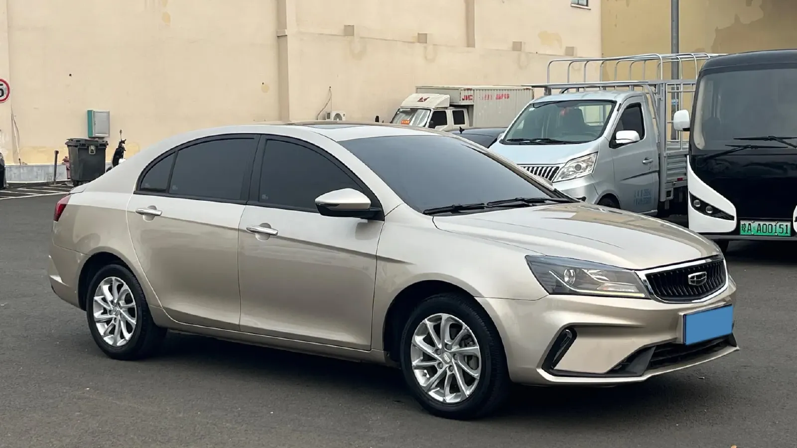 2021 BaoJun 530 1.5T 147HP L4 CVT,autocango,china used car exporter,china ev exporter,chinese used car exporter,chinese used ev exporter