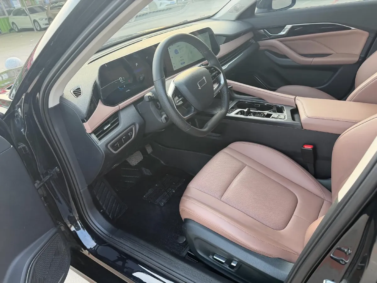 2024 Bestune B70 1.5T 169HP L4 7DCT,autocango,china used car exporter,china ev exporter,chinese used car exporter,chinese used ev exporter