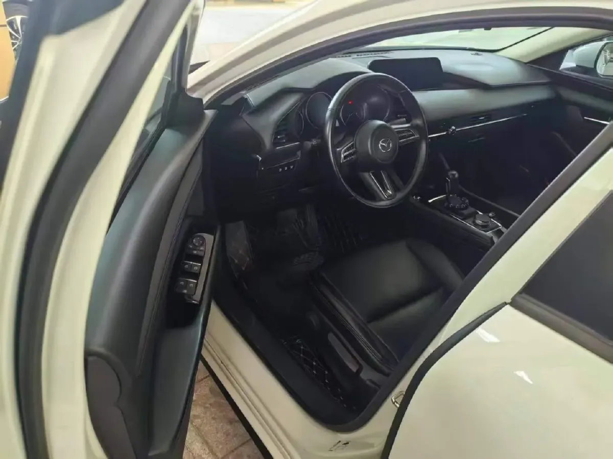 2021 Mazda 3 Axela 2.0L 158HP L4 6AT,autocango,china used car exporter,china ev exporter,chinese used car exporter,chinese used ev exporter