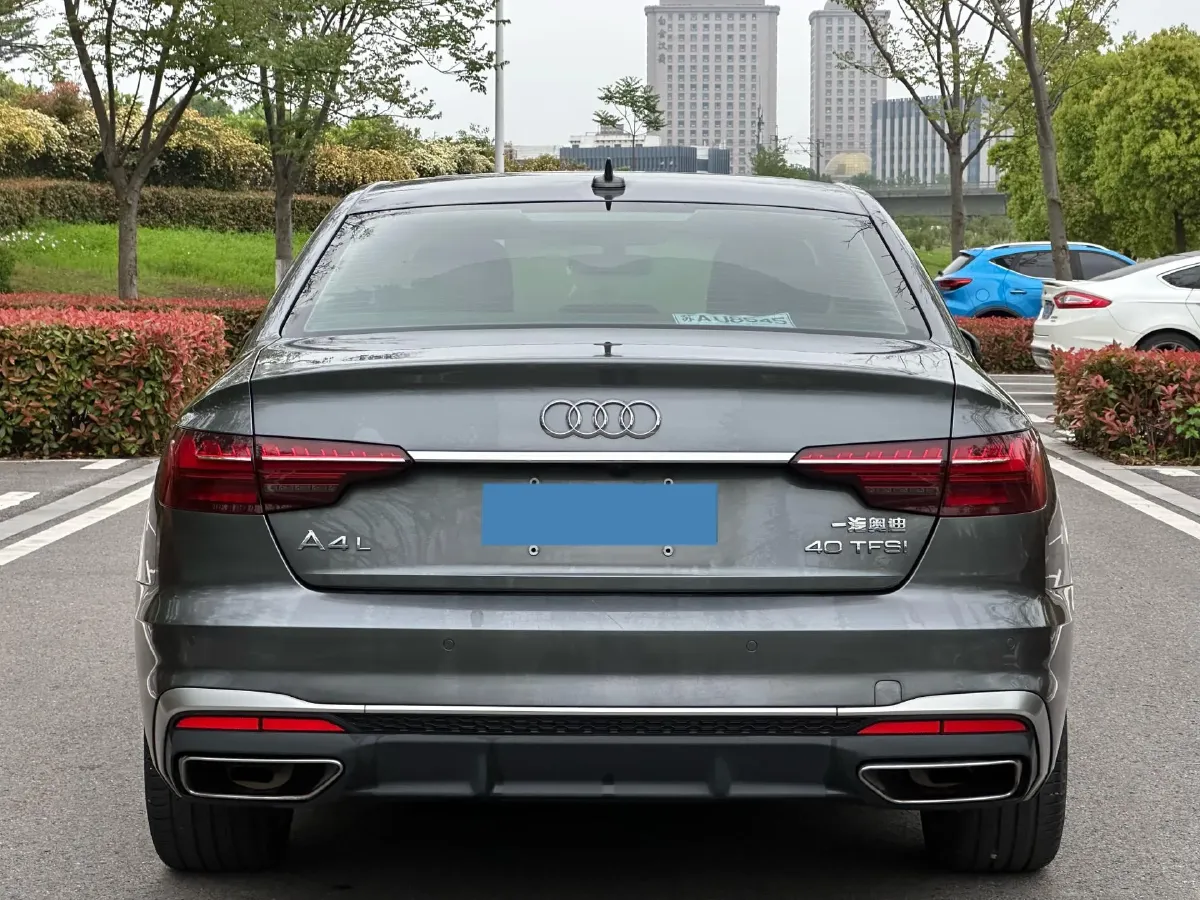 2020 Audi A4L 2.0T 190HP L4 7DCT,autocango,china used car exporter,china ev exporter,chinese used car exporter,chinese used ev exporter