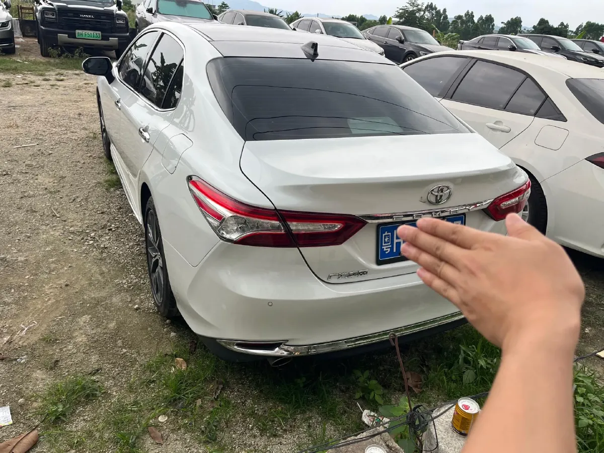 2023 Toyota Camry 2.5L 207HP L4 8AT,autocango,china used car exporter,china ev exporter,chinese used car exporter,chinese used ev exporter