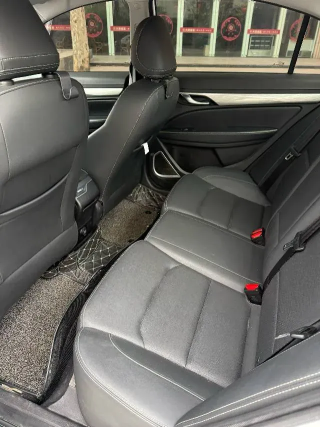 2019 Geely Emgrand 1.5L 109HP L4 5MT,autocango,china used car exporter,china ev exporter,chinese used car exporter,chinese used ev exporter