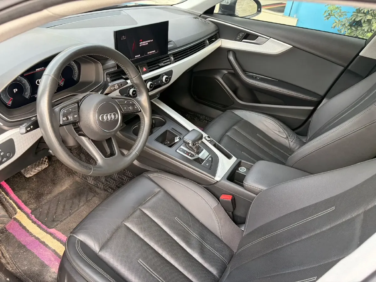 2020 Audi A4L 2.0T 190HP L4 7DCT,autocango,china used car exporter,china ev exporter,chinese used car exporter,chinese used ev exporter