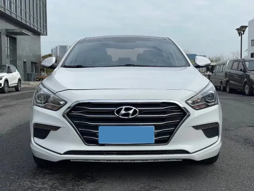 2017 Hyundai Mistra 1.6T 175HP L4 7DCT,autocango,china used car exporter,china ev exporter,chinese used car exporter,chinese used ev exporter