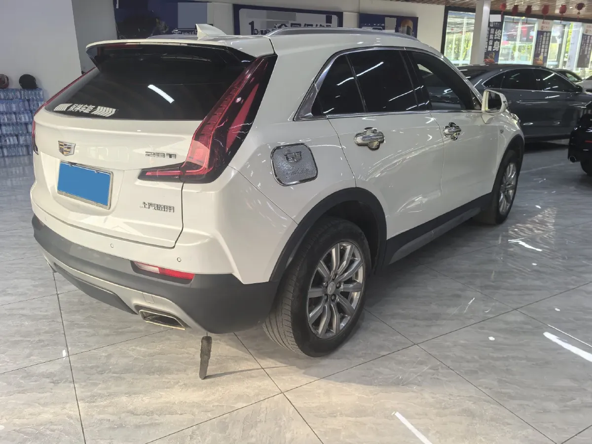 2020 Cadillac XT4 2.0T 241HP L4 9AT,autocango,china used car exporter,china ev exporter,chinese used car exporter,chinese used ev exporter