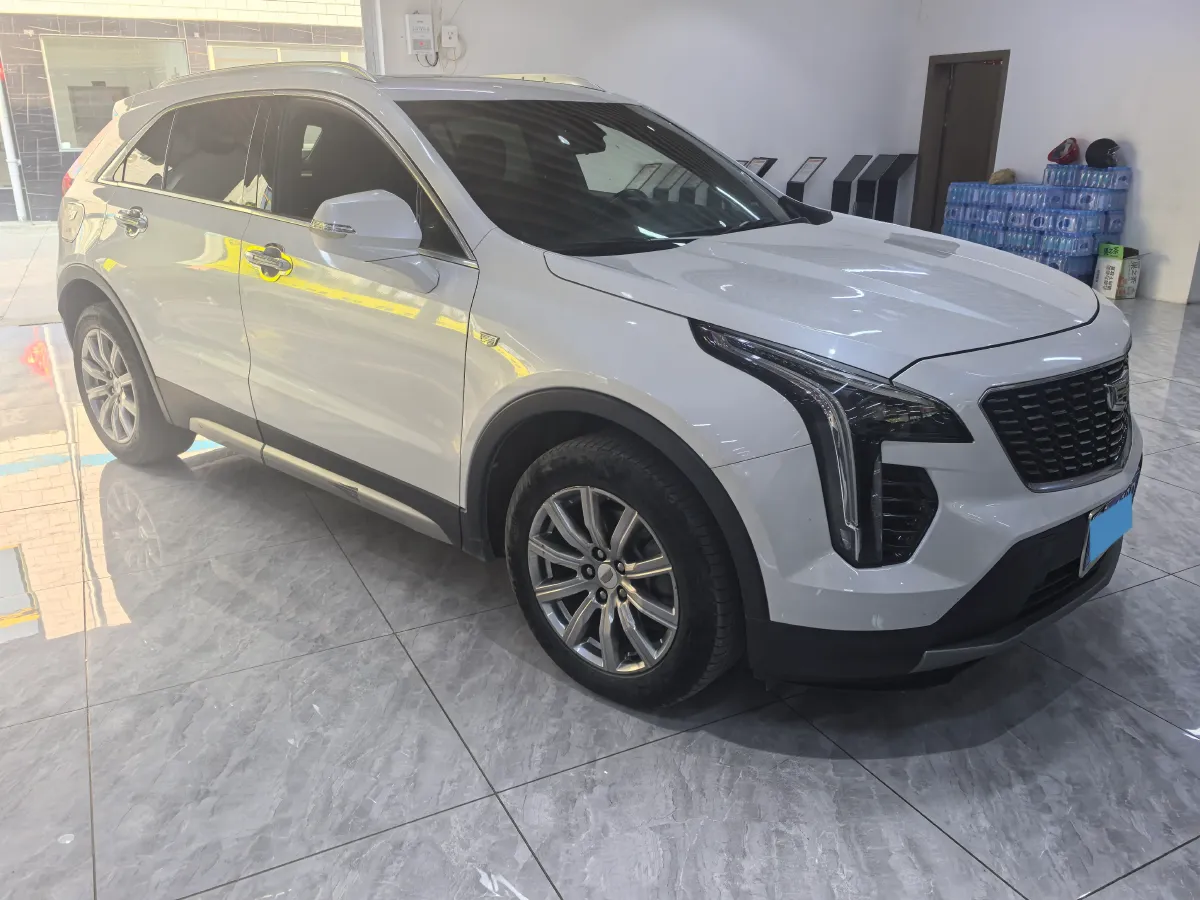 2020 Cadillac XT4 2.0T 241HP L4 9AT,autocango,china used car exporter,china ev exporter,chinese used car exporter,chinese used ev exporter