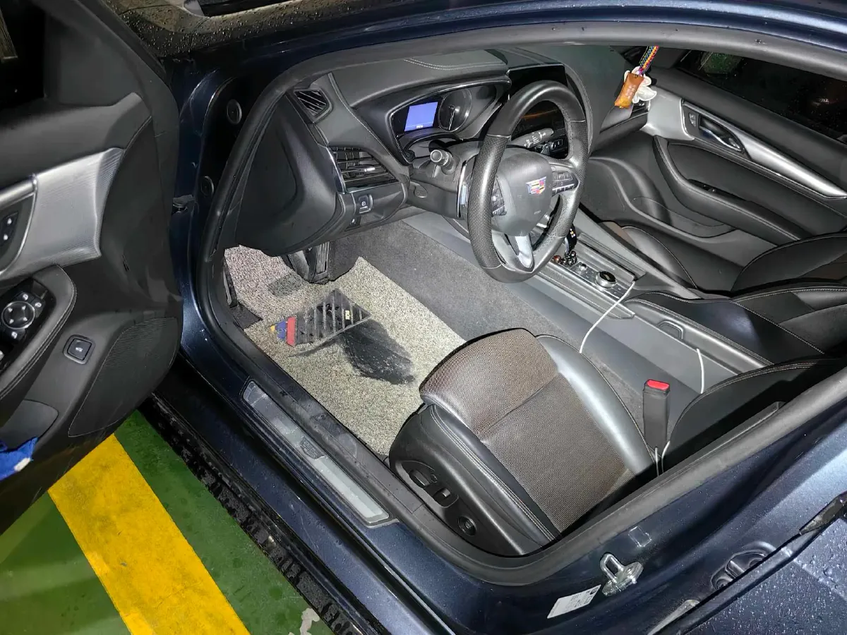 2020 Cadillac CT5 2.0T 237HP L4 10AT,autocango,china used car exporter,china ev exporter,chinese used car exporter,chinese used ev exporter