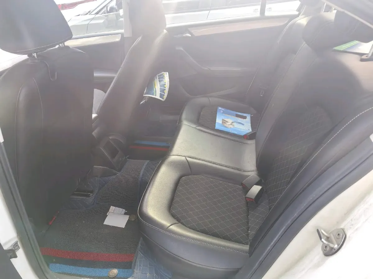 2019 SWM G01 1.5T 156HP L4 6AT,autocango,china used car exporter,china ev exporter,chinese used car exporter,chinese used ev exporter