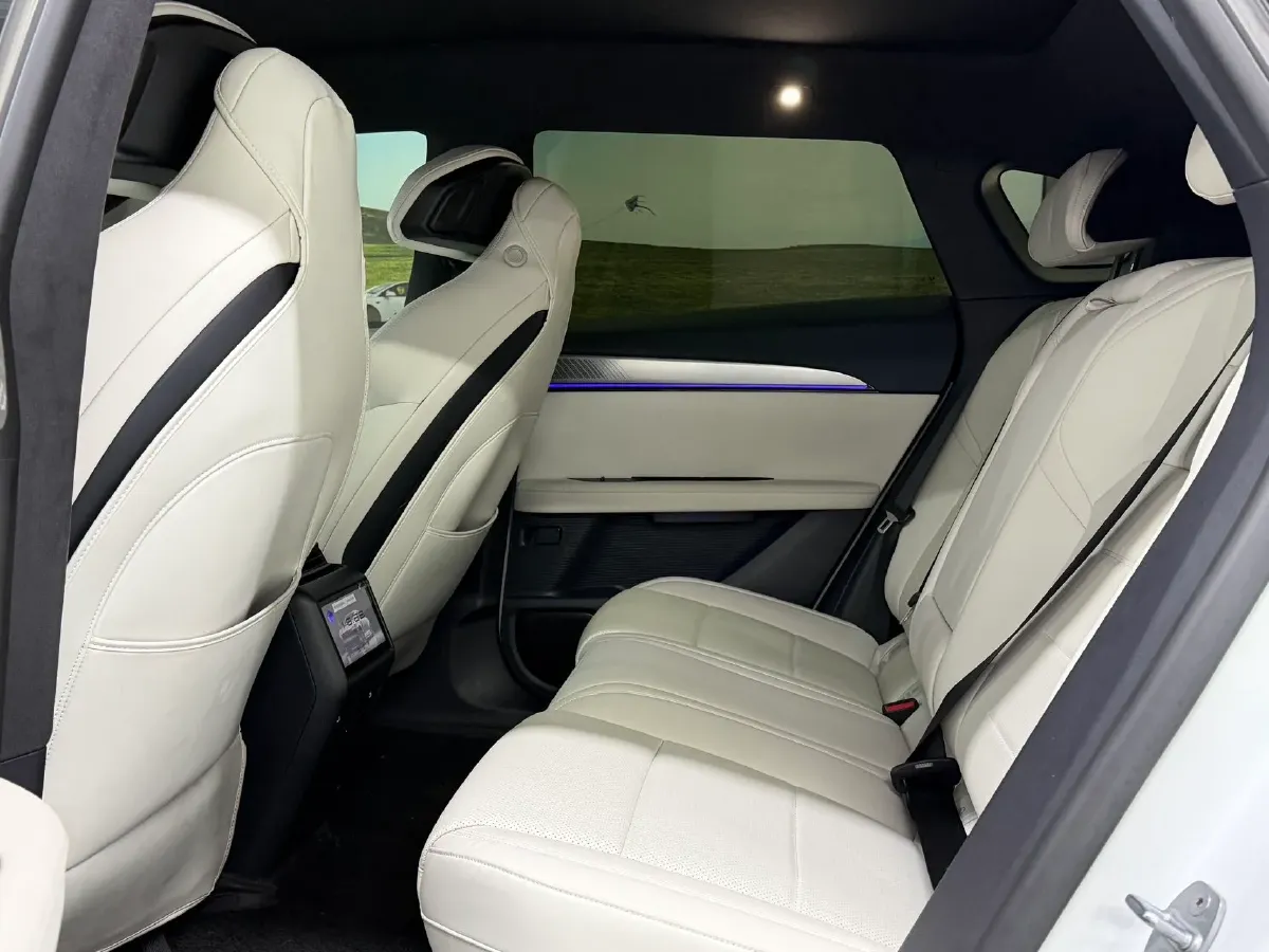 2023 Honda CR-V 2.0L 150HP L4 E-CVT PHEV 17.7KWH,autocango,china used car exporter,china ev exporter,chinese used car exporter,chinese used ev exporter