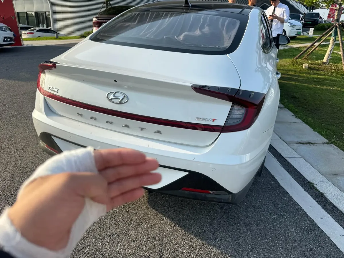 2020 Hyundai Sonata 1.5T 170HP L4 7DCT,autocango,china used car exporter,china ev exporter,chinese used car exporter,chinese used ev exporter