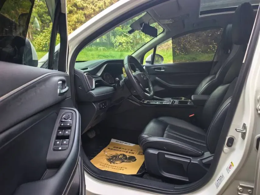 2022 GAC Trumpchi GS4 1.5T 169HP L4 6AT,autocango,china used car exporter,china ev exporter,chinese used car exporter,chinese used ev exporter