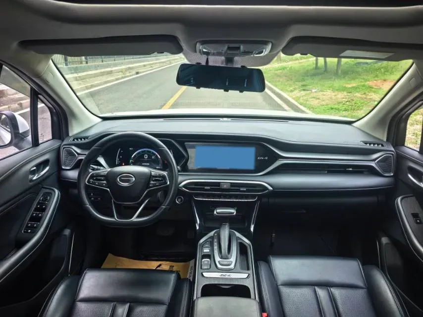 2022 GAC Trumpchi GS4 1.5T 169HP L4 6AT,autocango,china used car exporter,china ev exporter,chinese used car exporter,chinese used ev exporter