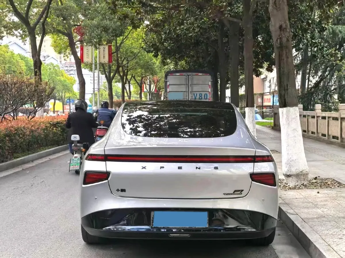 2020 Xpeng P7 BEV 80.9KWH,autocango,china used car exporter,china ev exporter,chinese used car exporter,chinese used ev exporter