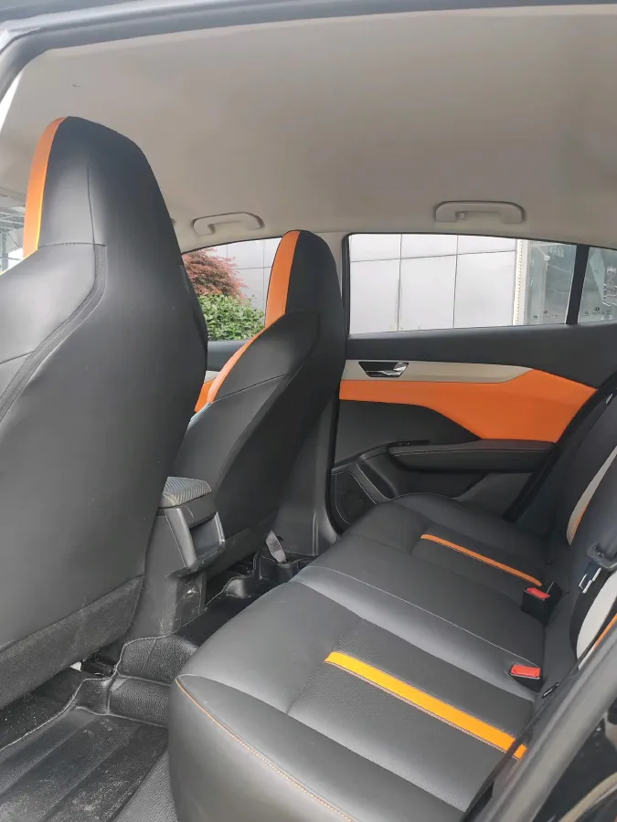 2023 DongFeng Aeolus YiXuan 1.5L 125HP L4 6DCT,autocango,china used car exporter,china ev exporter,chinese used car exporter,chinese used ev exporter