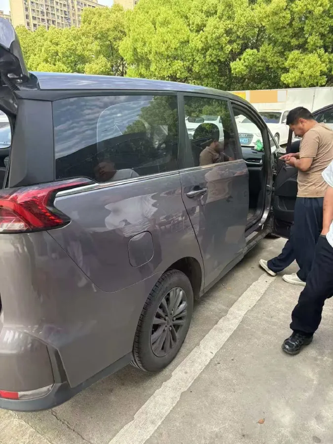 2020 HuangHai N3 2.4T 218HP L4 6MT,autocango,china used car exporter,china ev exporter,chinese used car exporter,chinese used ev exporter