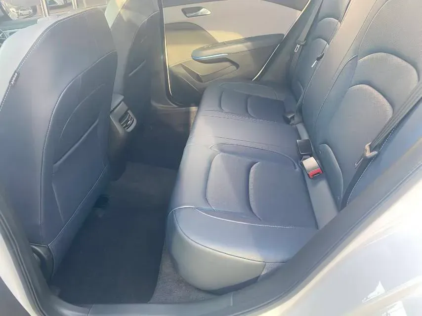 2023 Chevrolet Monza 1.5L 113HP L4 6DCT,autocango,china used car exporter,china ev exporter,chinese used car exporter,chinese used ev exporter