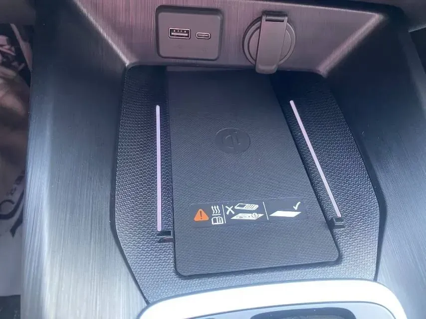 2023 Chevrolet Monza 1.5L 113HP L4 6DCT,autocango,china used car exporter,china ev exporter,chinese used car exporter,chinese used ev exporter