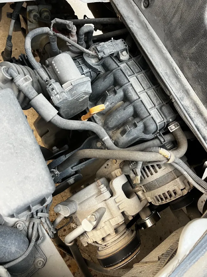 2015 WuLing RongGuang V 1.5L 112HP L4 5MT,autocango,china used car exporter,china ev exporter,chinese used car exporter,chinese used ev exporter