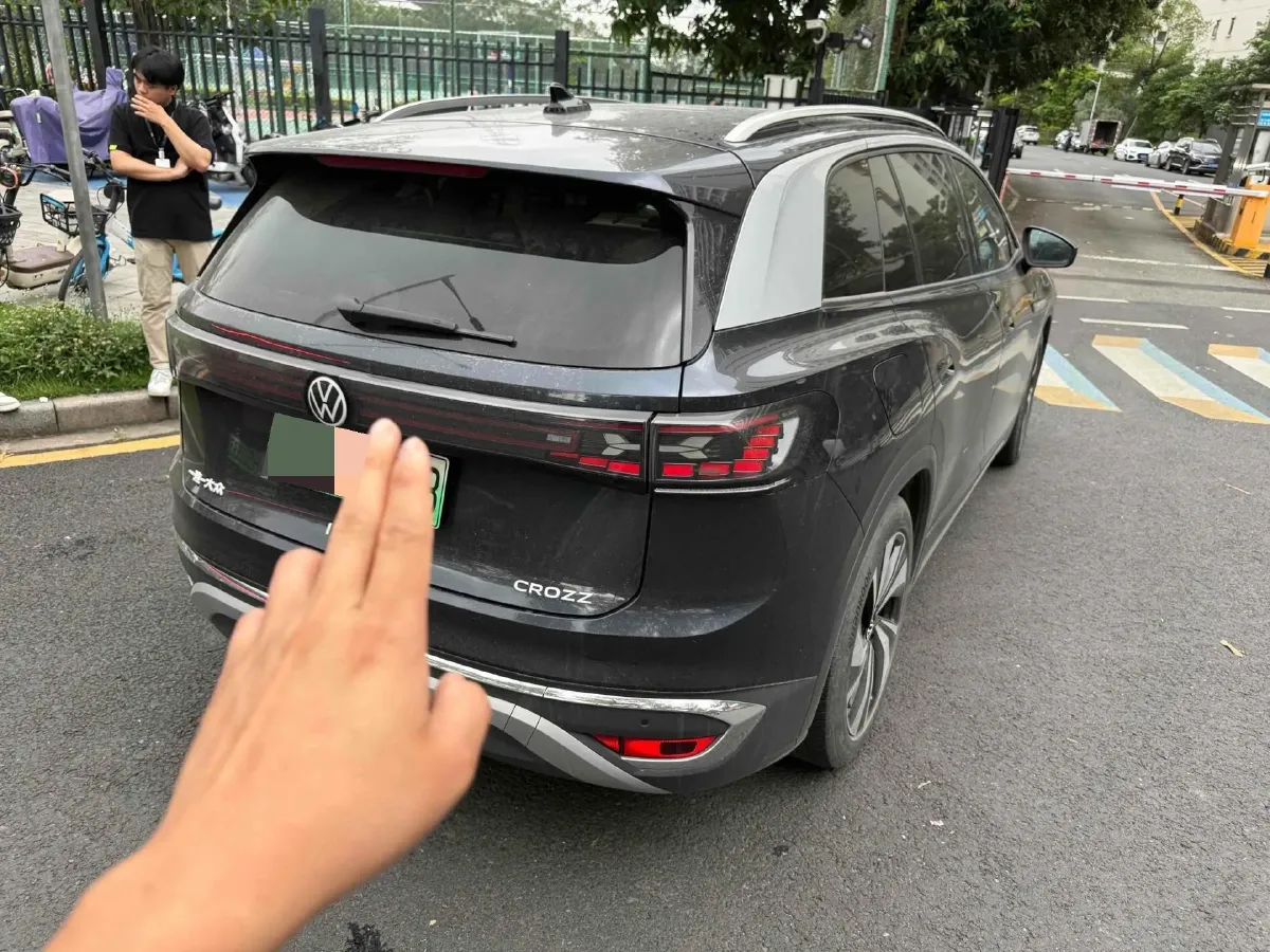 2022 Volkswagen ID.6 Crozz BEV 62.6KWH,autocango,china used car exporter,china ev exporter,chinese used car exporter,chinese used ev exporter