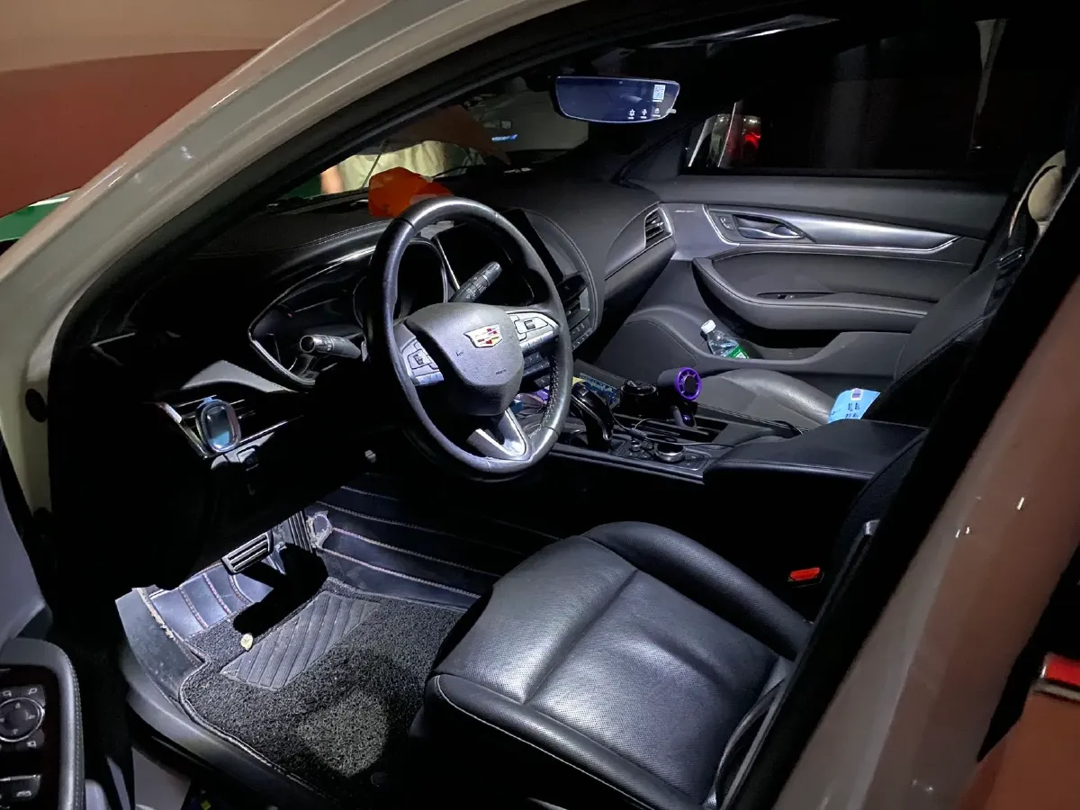 2020 Cadillac CT5 2.0T 241HP L4 10AT,autocango,china used car exporter,china ev exporter,chinese used car exporter,chinese used ev exporter