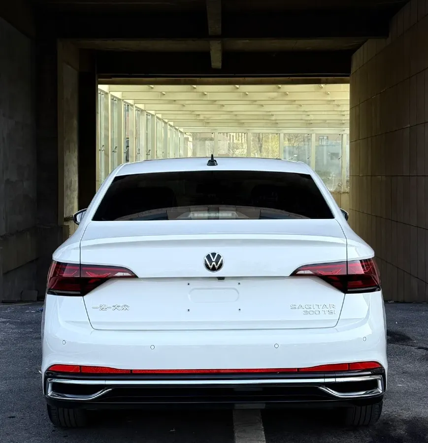2024 Volkswagen Sagitar 1.5T 160HP L4 7DCT,autocango,china used car exporter,china ev exporter,chinese used car exporter,chinese used ev exporter