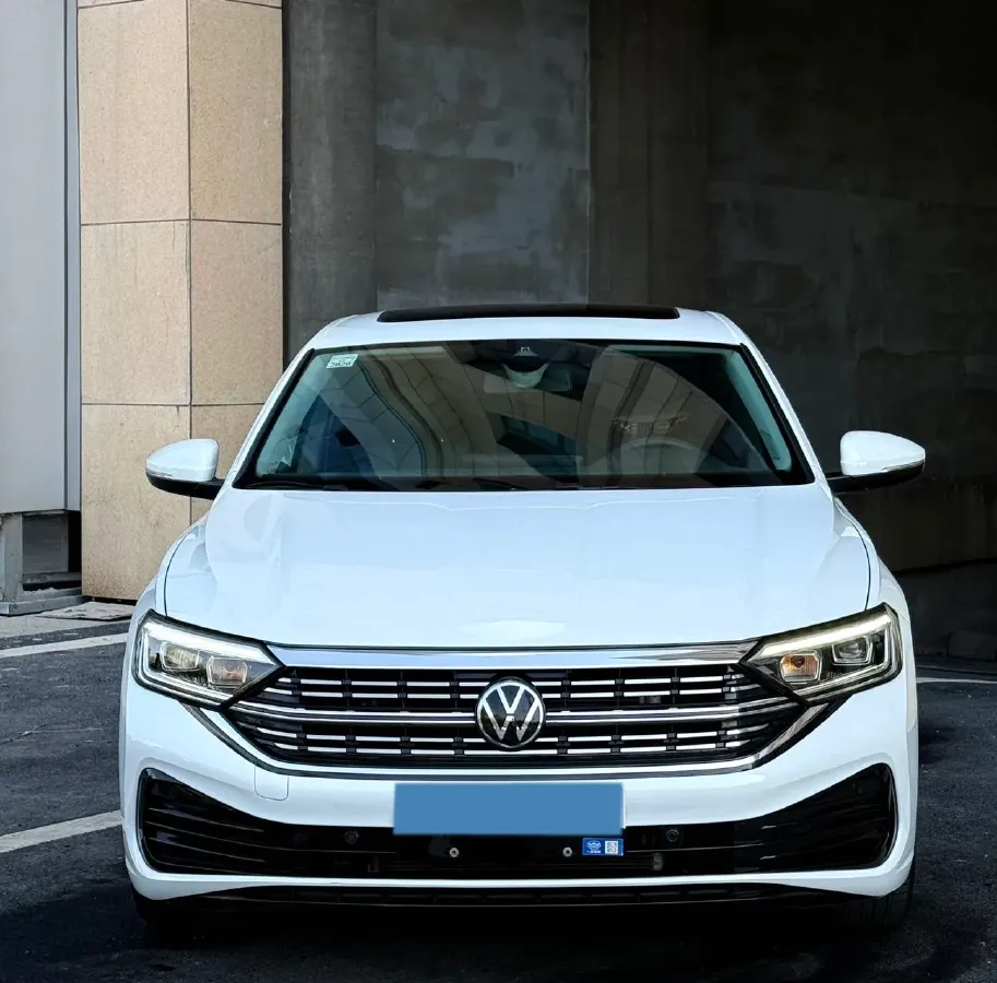 2024 Volkswagen Sagitar 1.5T 160HP L4 7DCT,autocango,china used car exporter,china ev exporter,chinese used car exporter,chinese used ev exporter