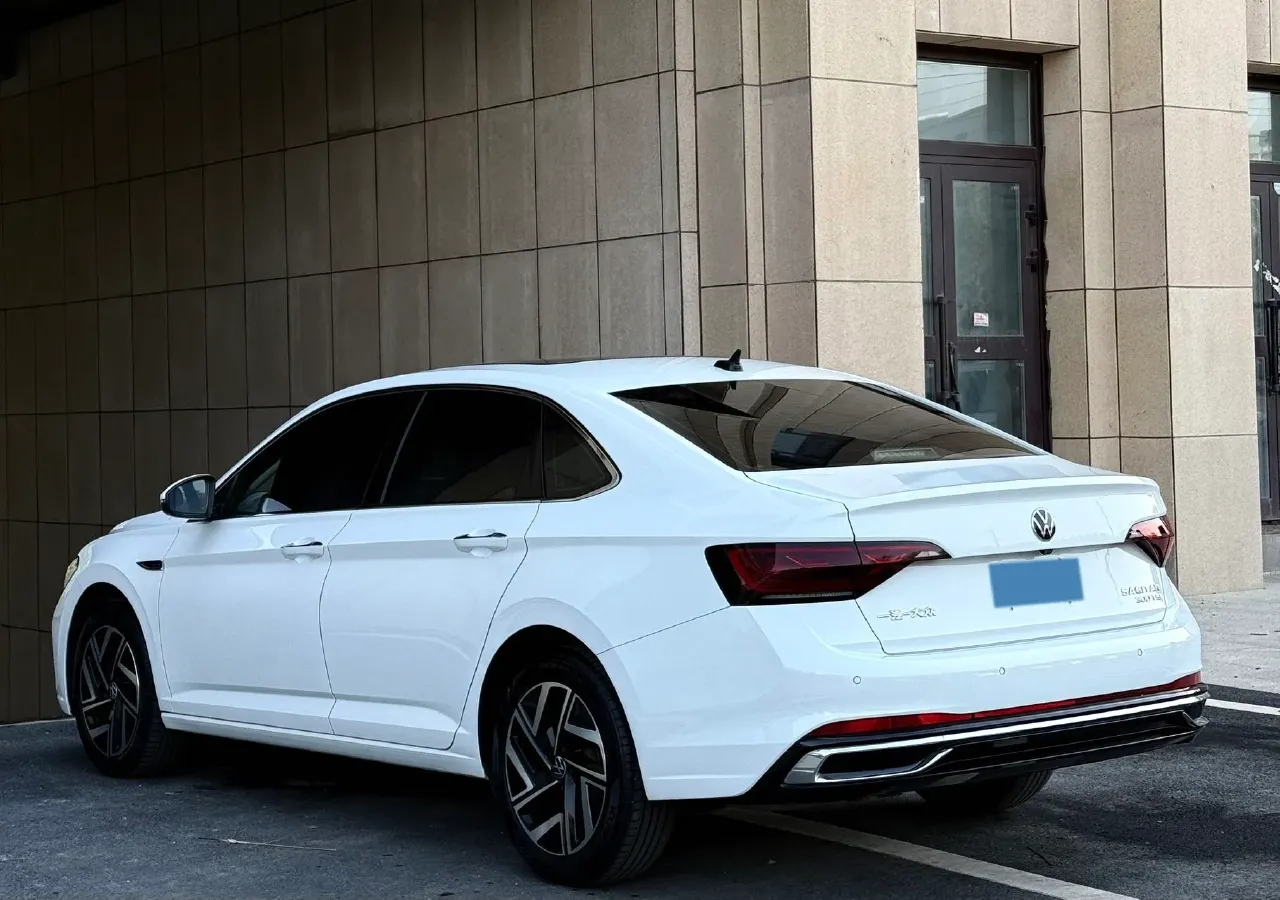2024 Volkswagen Sagitar 1.5T 160HP L4 7DCT,autocango,china used car exporter,china ev exporter,chinese used car exporter,chinese used ev exporter