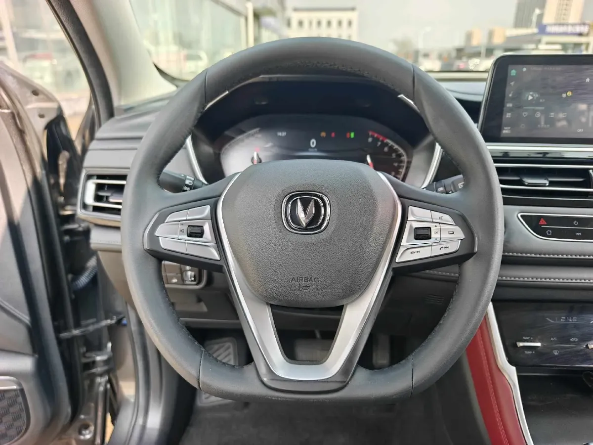 2022 ChangAn CS75 1.5T 180HP L4 7DCT,autocango,china used car exporter,china ev exporter,chinese used car exporter,chinese used ev exporter