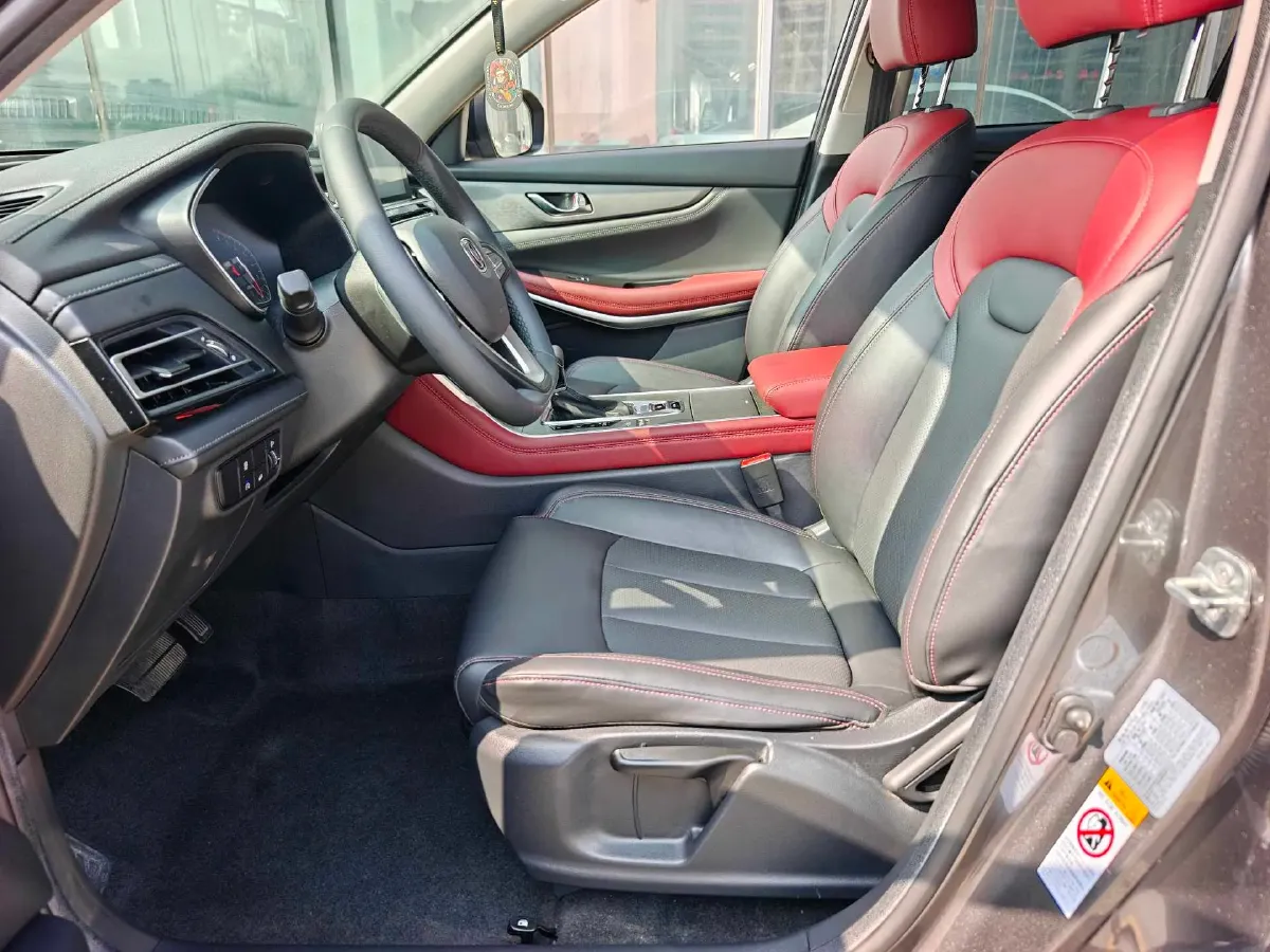 2022 ChangAn CS75 1.5T 180HP L4 7DCT,autocango,china used car exporter,china ev exporter,chinese used car exporter,chinese used ev exporter