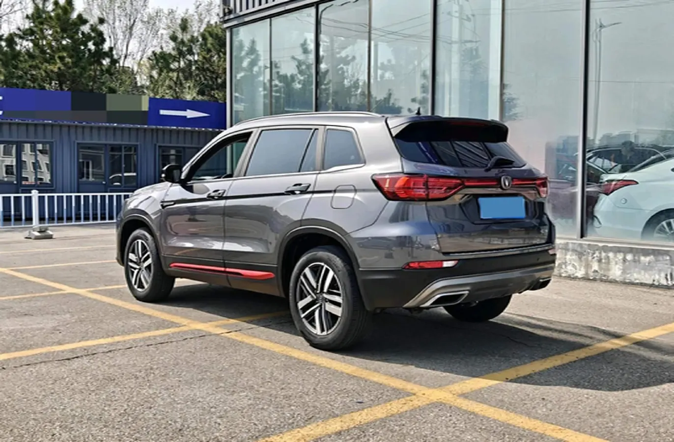 2022 ChangAn CS75 1.5T 180HP L4 7DCT,autocango,china used car exporter,china ev exporter,chinese used car exporter,chinese used ev exporter