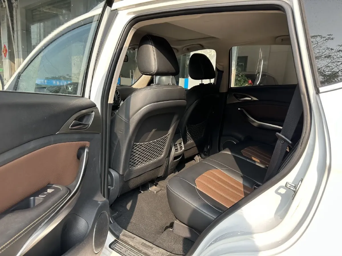 2016 BYD Song 1.5T 154HP L4 6DCT,autocango,china used car exporter,china ev exporter,chinese used car exporter,chinese used ev exporter