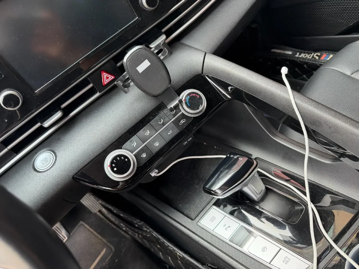 2021 Hyundai Elantra 1.5L 115HP L4 CVT,autocango,china used car exporter,china ev exporter,chinese used car exporter,chinese used ev exporter