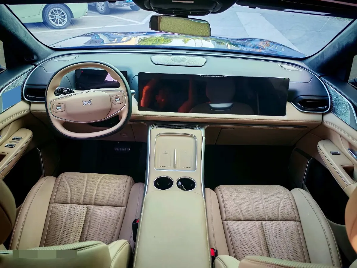 2025 Xpeng G9 BEV 93.1KWH,autocango,china used car exporter,china ev exporter,chinese used car exporter,chinese used ev exporter