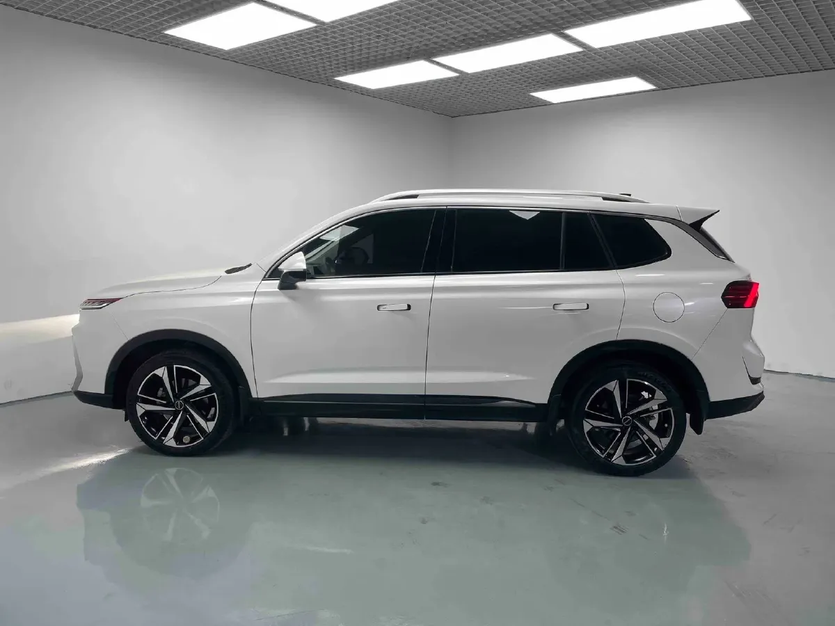 2022 Roewe RX5 MAX 1.5T 181HP L4 6AT,autocango,china used car exporter,china ev exporter,chinese used car exporter,chinese used ev exporter