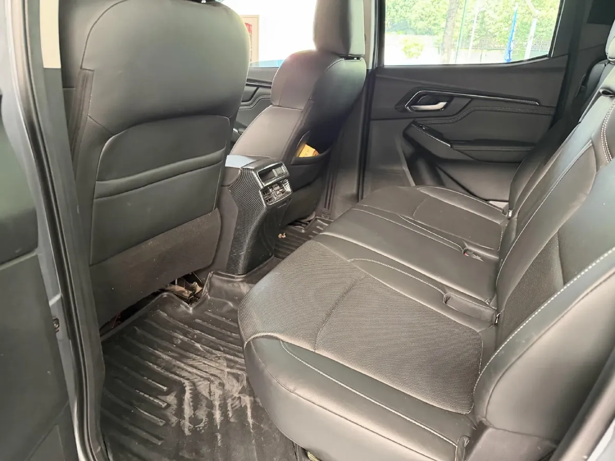 2024 ChangAn CS75 Plus 1.5T 188HP L4 8AT,autocango,china used car exporter,china ev exporter,chinese used car exporter,chinese used ev exporter