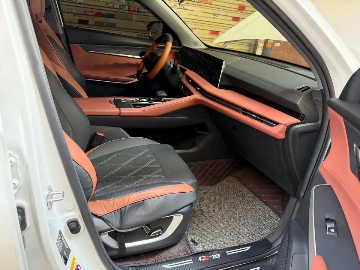 2024 ChangAn CS75 Plus 1.5T 188HP L4 8AT,autocango,china used car exporter,china ev exporter,chinese used car exporter,chinese used ev exporter