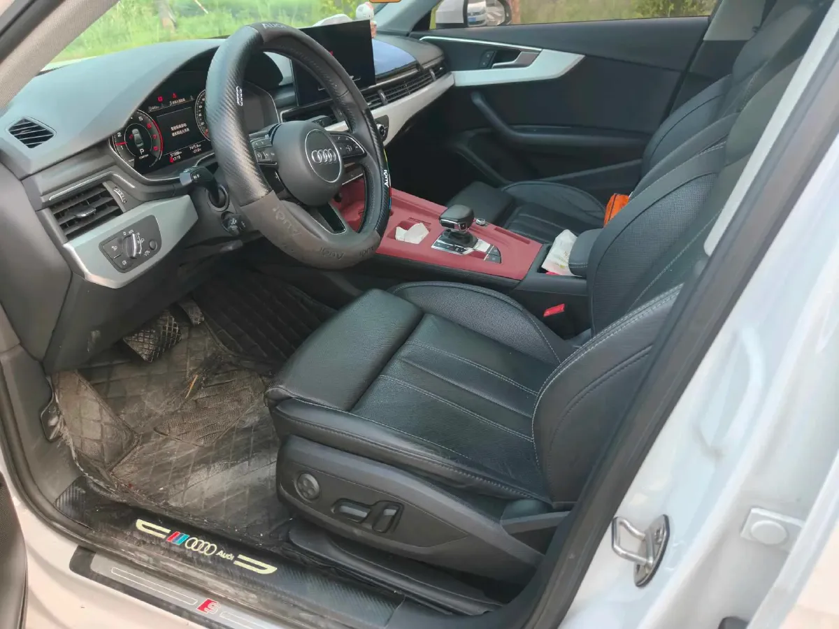 2022 Audi A4L 2.0T 190HP L4 7DCT,autocango,china used car exporter,china ev exporter,chinese used car exporter,chinese used ev exporter