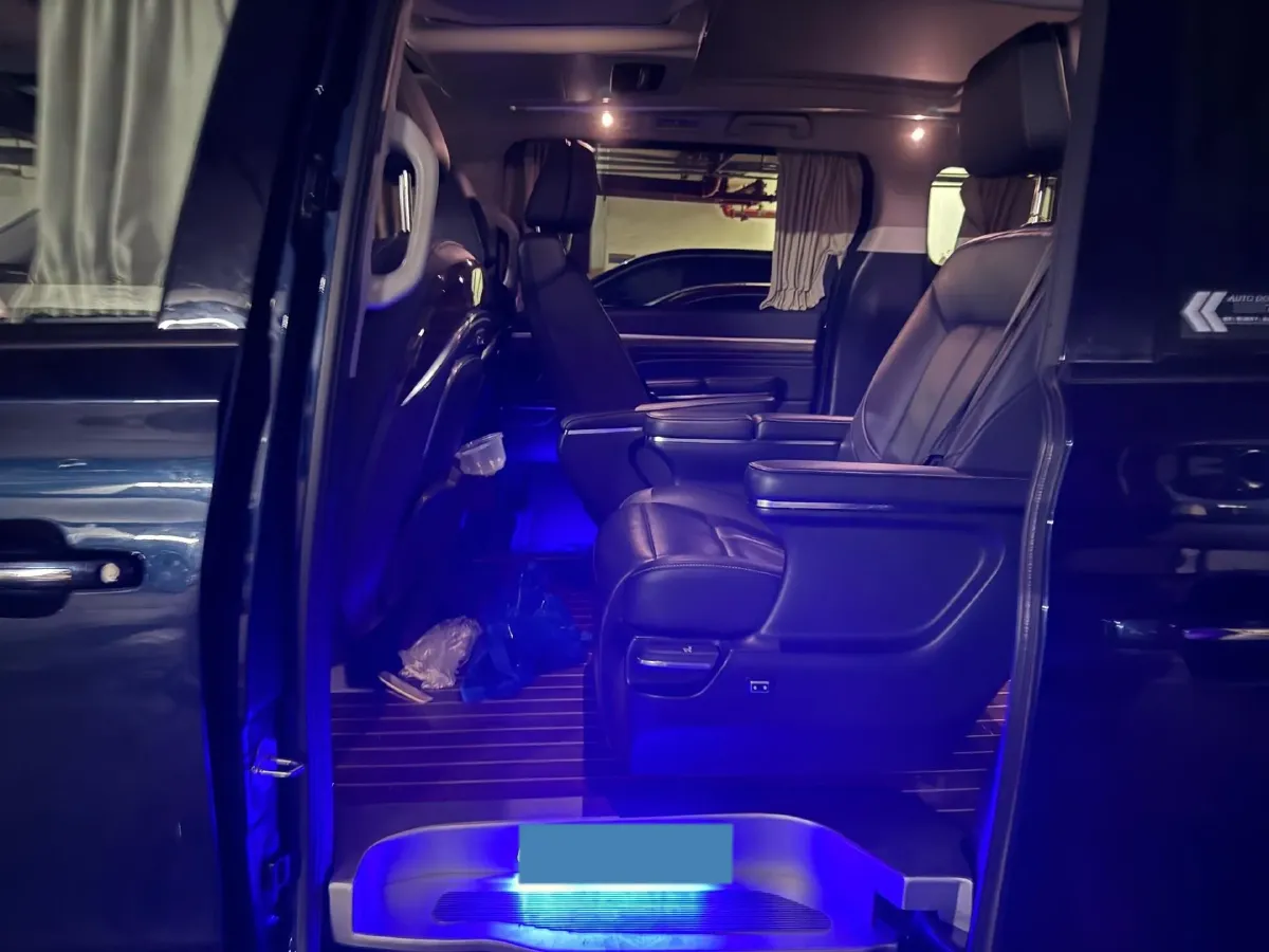 2021 GAC Trumpchi M8 2.0T 252HP L4 8AT,autocango,china used car exporter,china ev exporter,chinese used car exporter,chinese used ev exporter