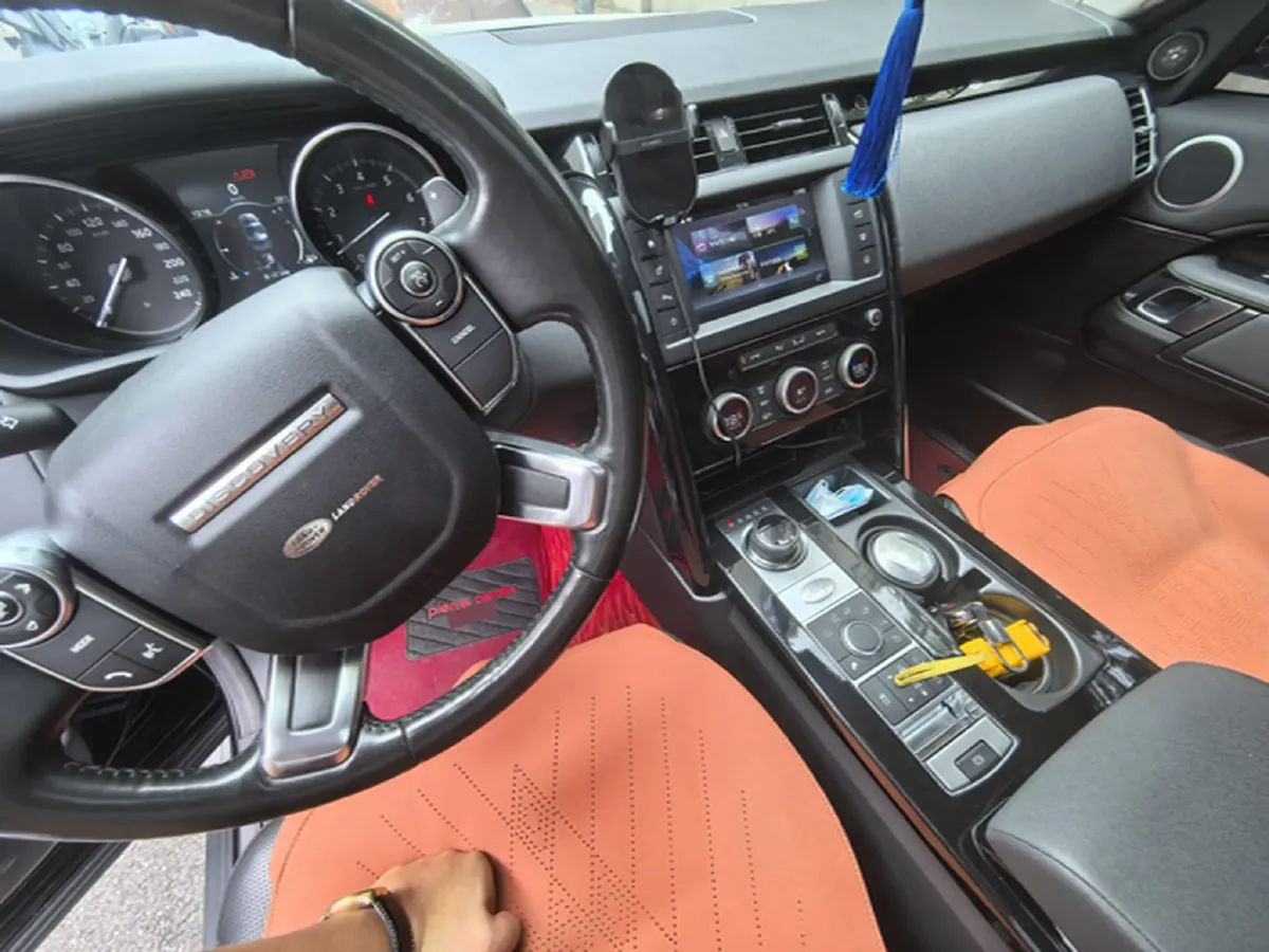 2017 Land Rover Discovery 3.0T 340HP V6 8AT,autocango,china used car exporter,china ev exporter,chinese used car exporter,chinese used ev exporter